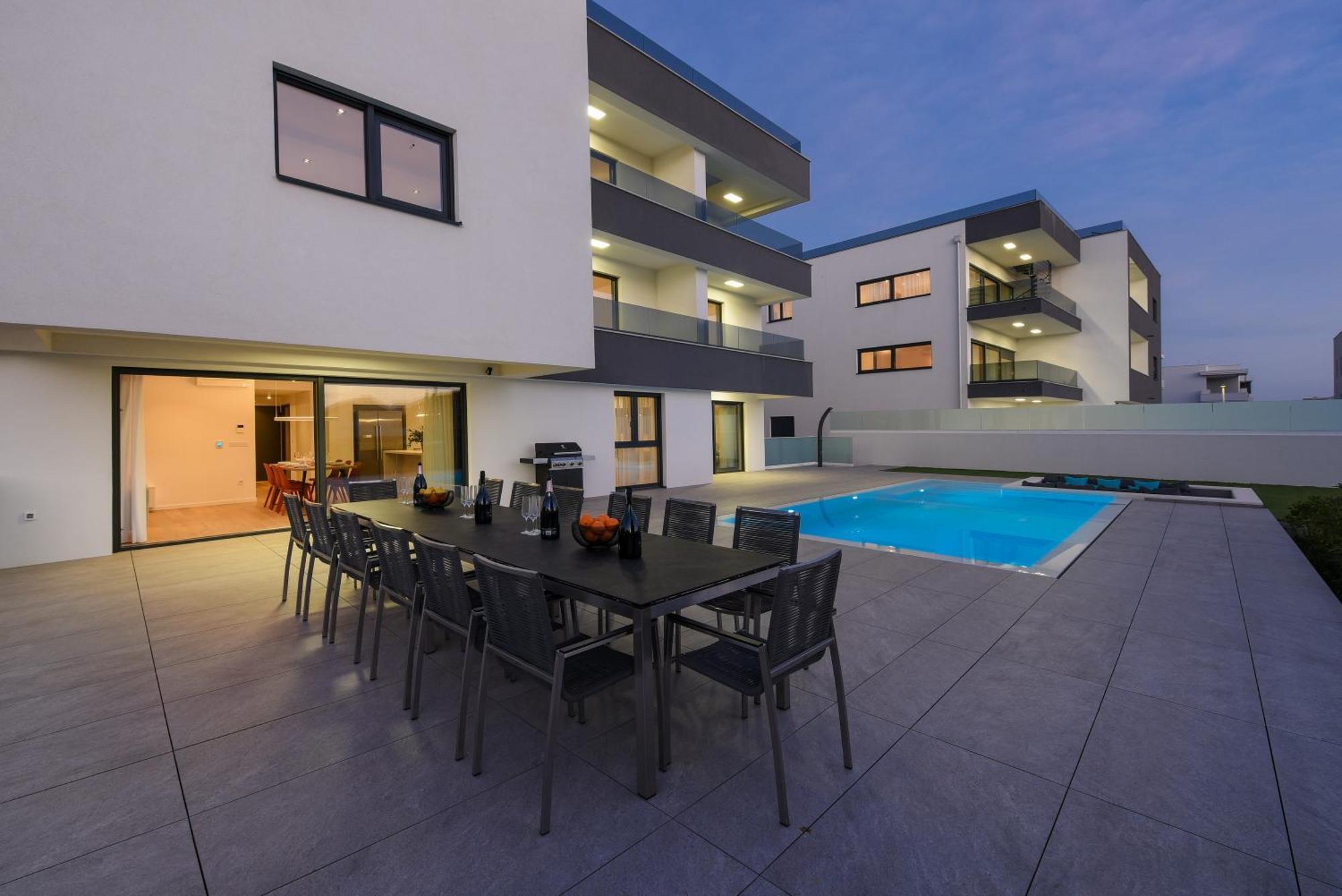 Fux Luxury Infinty-pool Zadar